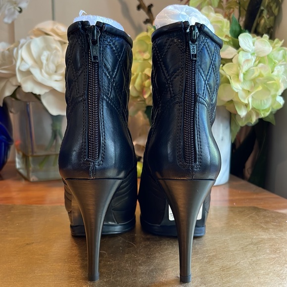 NWT! Stuart Weitzman Platform Booties / Never Worn! - Picture 3 of 14